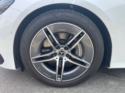 MERCEDES-BENZ E-CLASS - 8