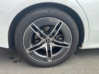 MERCEDES-BENZ E-CLASS - 10