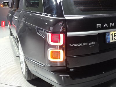صورة 10 لـ 2021 LAND Rover RANGE ROVER