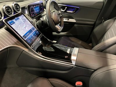 MERCEDES-BENZ GLC - 10