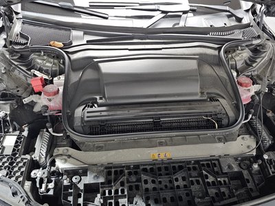 MERCEDES-BENZ EQE - 7