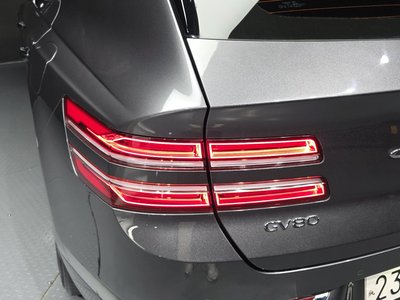 GENESIS GV80 - 10