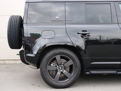 LAND ROVER DEFENDER - 6