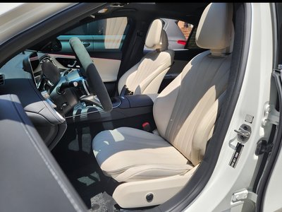 MERCEDES-BENZ E-CLASS - 10