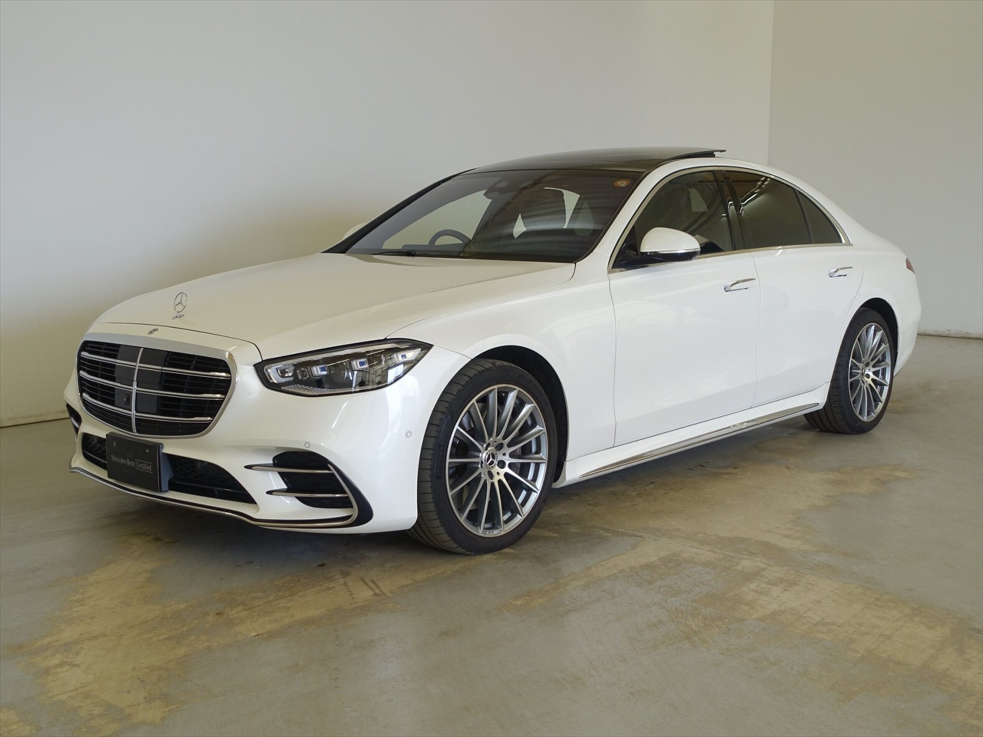 MERCEDES-BENZ S-CLASS - View 1