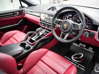PORSCHE CAYENNE - 3