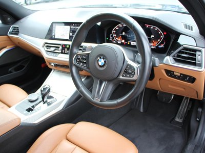 صورة مصغرة 34 لـ 2019 BMW 3 SERIES
