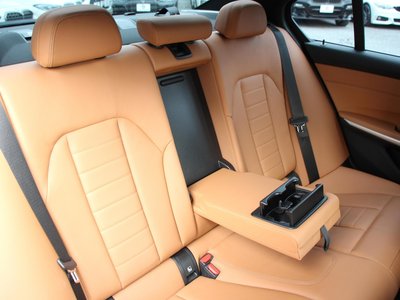 صورة مصغرة 36 لـ 2019 BMW 3 SERIES