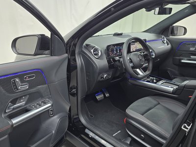 MERCEDES-BENZ GLA - 10