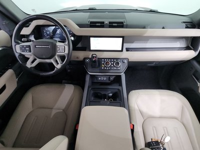 LAND ROVER DEFENDER - 5