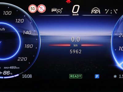 MERCEDES-BENZ EQB - 2