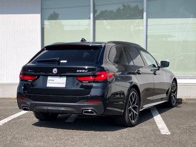 2022 BMW 5 SERIES TOURING photo 10