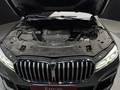BMW 7 SERIES - 7