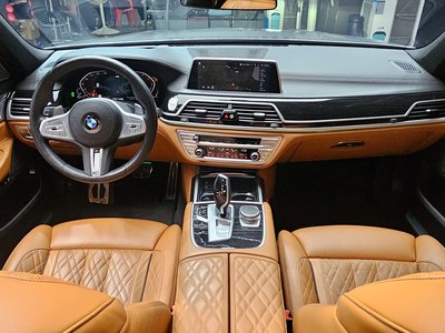 BMW 7 SERIES - 5