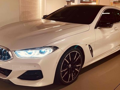 BMW 8 SERIES - 1