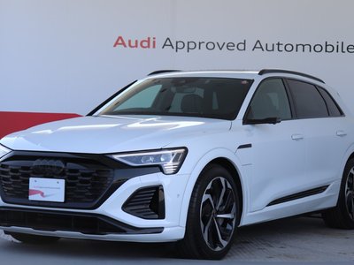 AUDI Q8 E-TRON