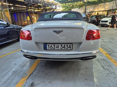 BENTLEY CONTINENTAL - 3