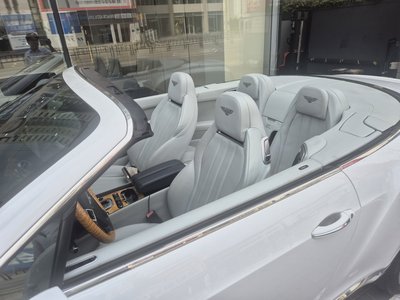 BENTLEY CONTINENTAL - 4