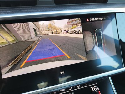 AUDI A7 - 8