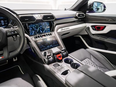 صورة مصغرة 31 لـ 2025 Lamborghini URUS