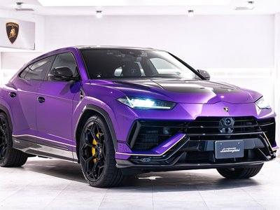 صورة 2 لـ 2025 Lamborghini URUS