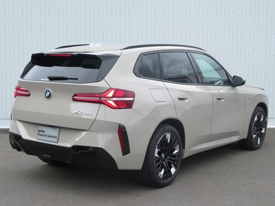 2025 BMW X3 照片 2
