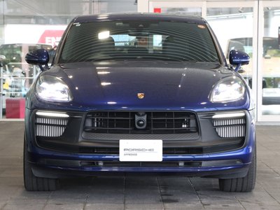 PORSCHE MACAN - 9