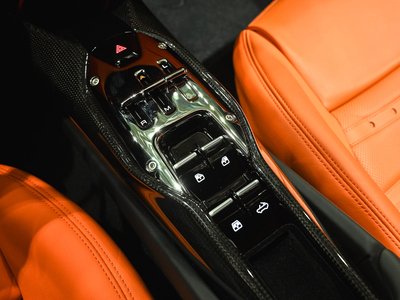 صورة مصغرة 18 لـ 2025 Ferrari 296 GTS