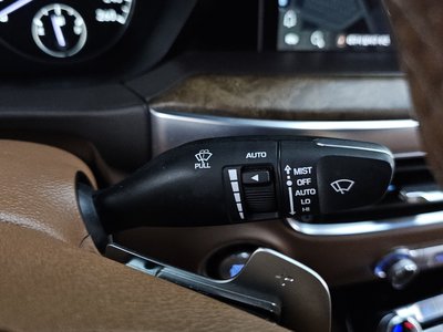2019 Genesis G90 — миниатюра 29