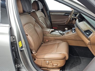2019 Genesis G90 — миниатюра 17