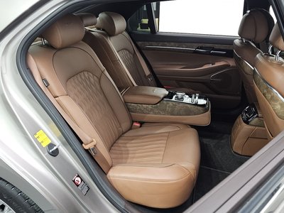 2019 Genesis G90 — миниатюра 16