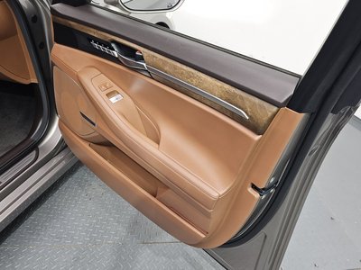 2019 Genesis G90 — миниатюра 28