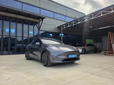 صورة 4 لـ 2022 Tesla MODEL Y