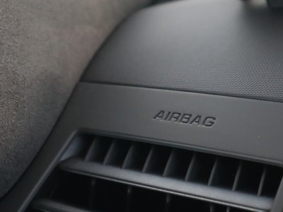 2025 LAND Rover DEFENDER thumbnail 75