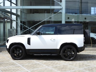 2025 LAND Rover DEFENDER thumbnail 12