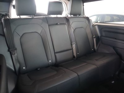 2025 LAND Rover DEFENDER thumbnail 36