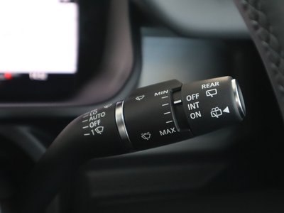 2025 LAND Rover DEFENDER thumbnail 52