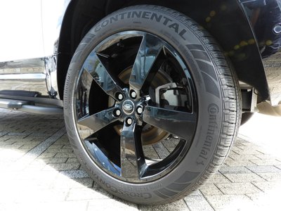 2025 LAND Rover DEFENDER thumbnail 25