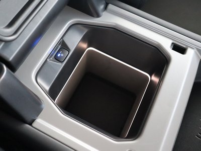 2025 LAND Rover DEFENDER thumbnail 59
