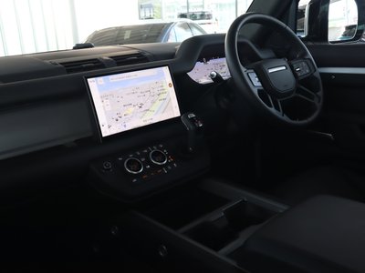 2025 LAND Rover DEFENDER thumbnail 34