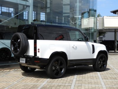 2025 LAND Rover DEFENDER — фото 9