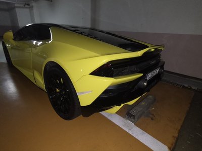 2020 Lamborghini HURACAN photo 3