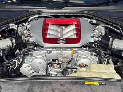 NISSAN GT-R BLACK EDITION - 9