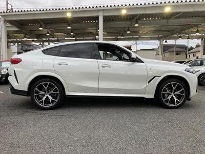 صورة 4 لـ 2023 BMW X6