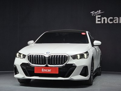 BMW 5 SERIES - 2