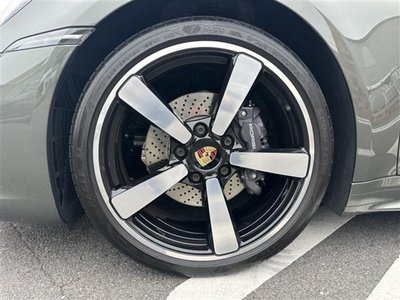 PORSCHE 911 - 10