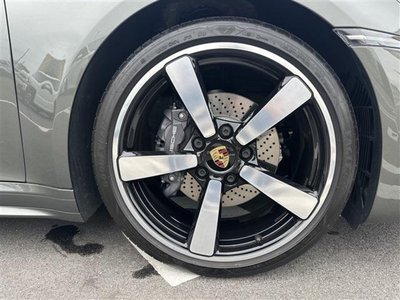 PORSCHE 911 - 8
