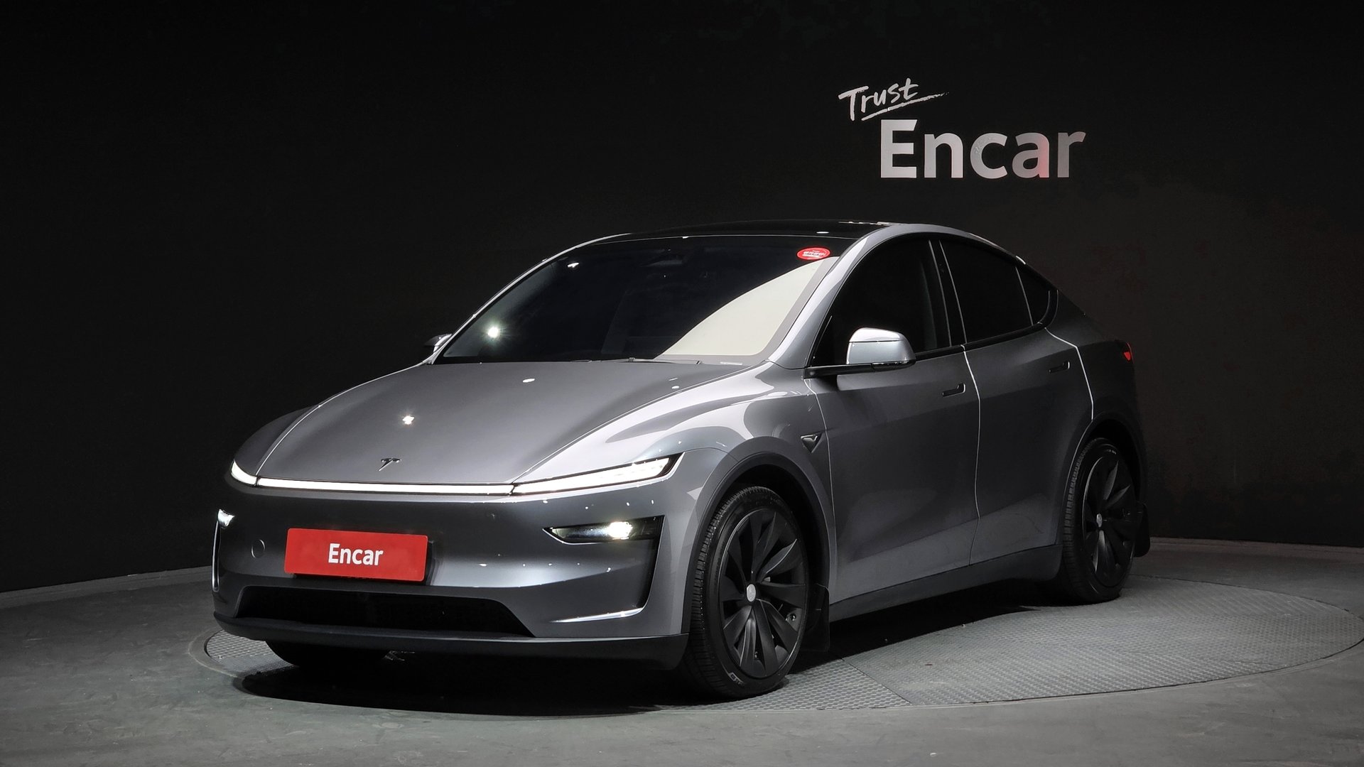 TESLA MODEL Y - View 1