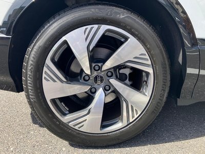 صورة مصغرة 34 لـ 2025 AUDI Q6 E-TRON