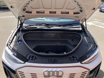 صورة مصغرة 35 لـ 2025 AUDI Q6 E-TRON